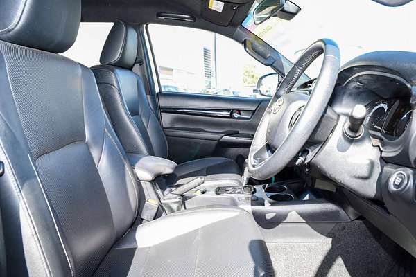 2019 Toyota Hilux Rugged X GUN126R 4X4 thumb-9