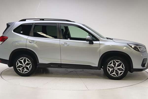 2019 Subaru Forester 2.5i-L S5 thumb-8