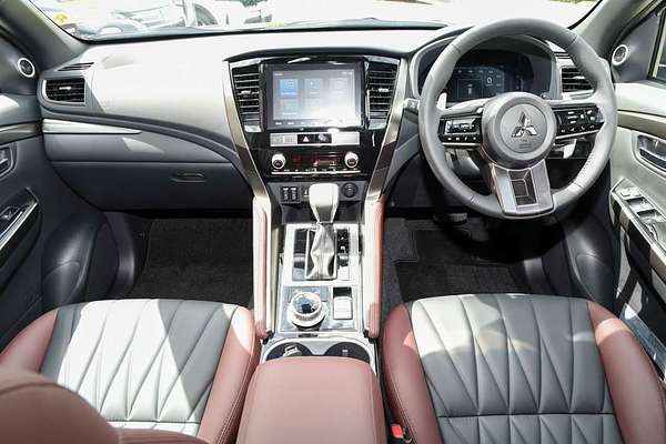 2024 Mitsubishi Pajero Sport GSR QG thumb-15