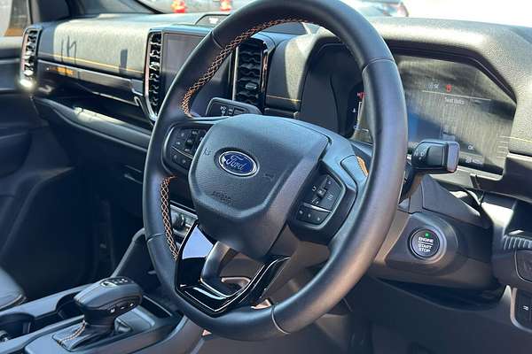 2025 Ford Ranger Wildtrak 4X4 3.0L thumb-3