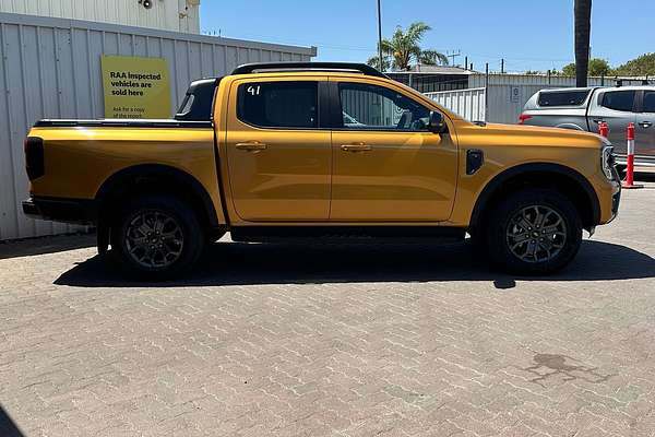 2025 Ford Ranger Wildtrak 4X4 3.0L thumb-4
