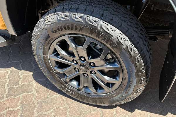 2025 Ford Ranger Wildtrak 4X4 3.0L thumb-13