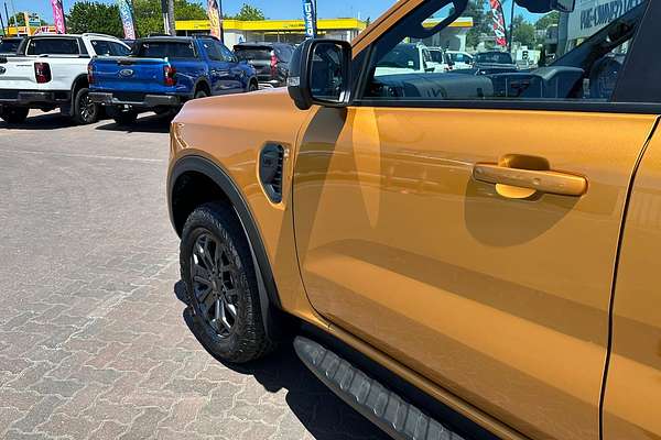 2025 Ford Ranger Wildtrak 4X4 3.0L thumb-17