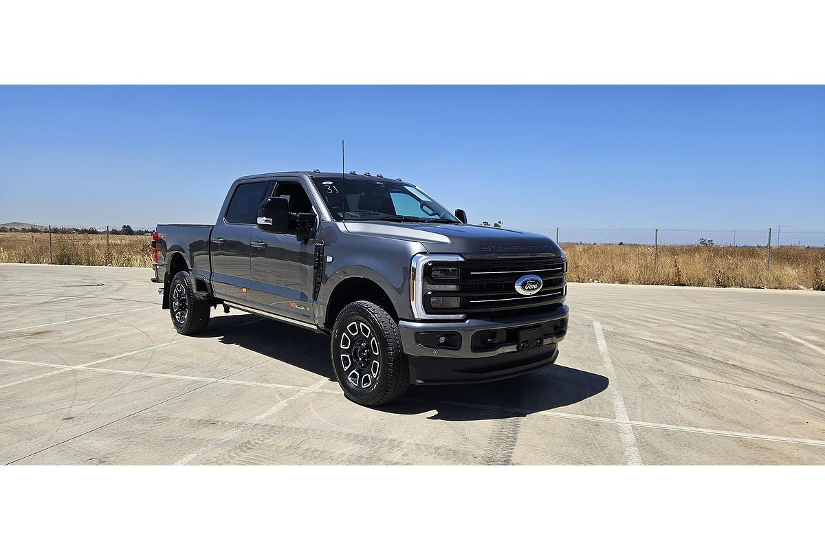 2025 Ford F350 Platinum 4X4