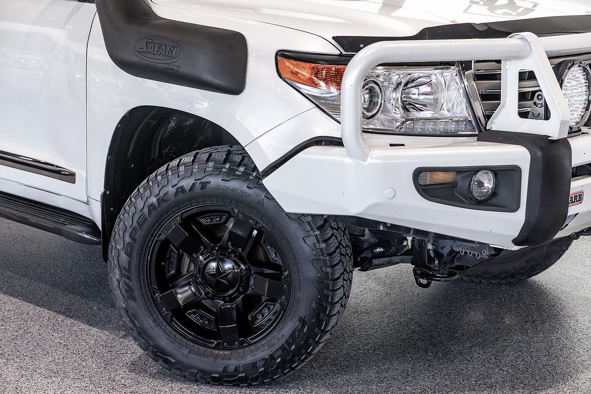 2012 Toyota Landcruiser Sahara VDJ200R