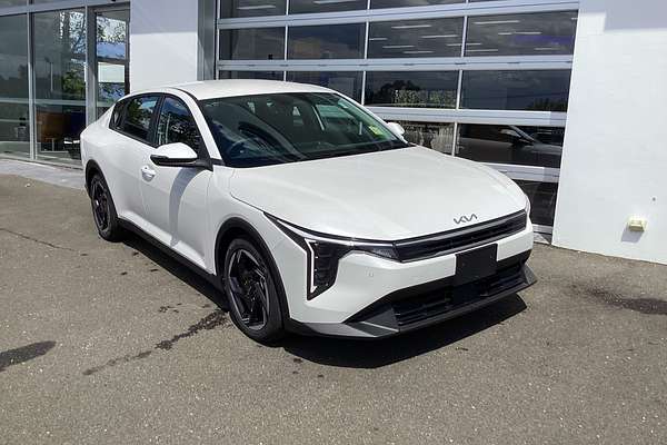 2025 Kia K4 Sport+ CL4m