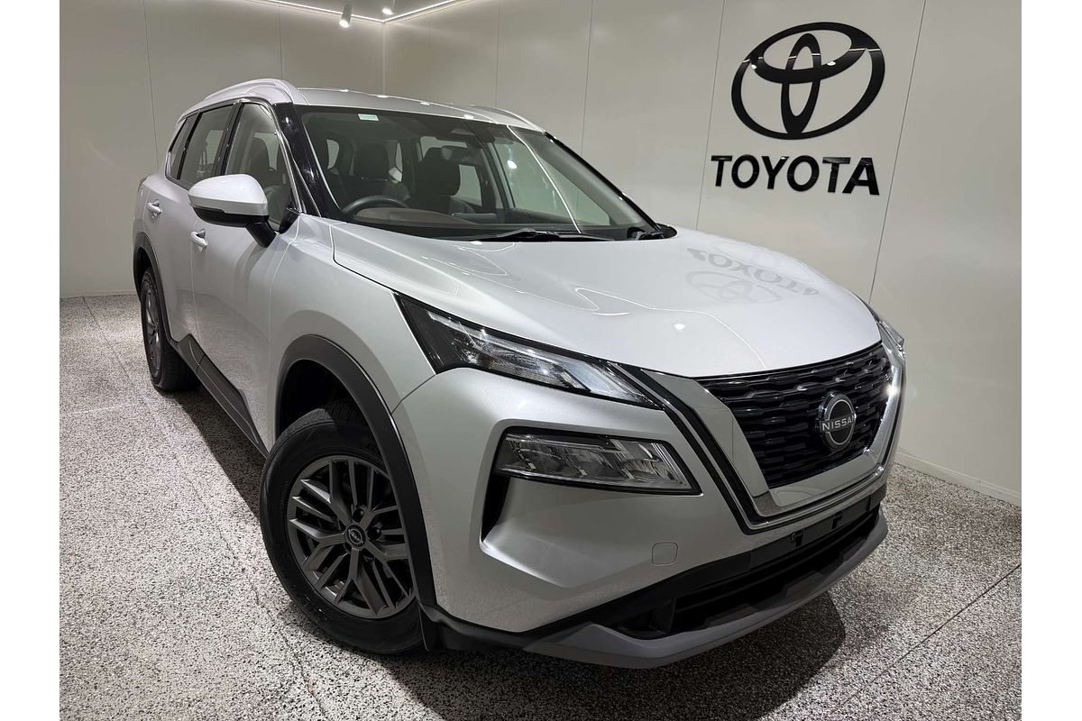 2023 Nissan X-TRAIL ST T33