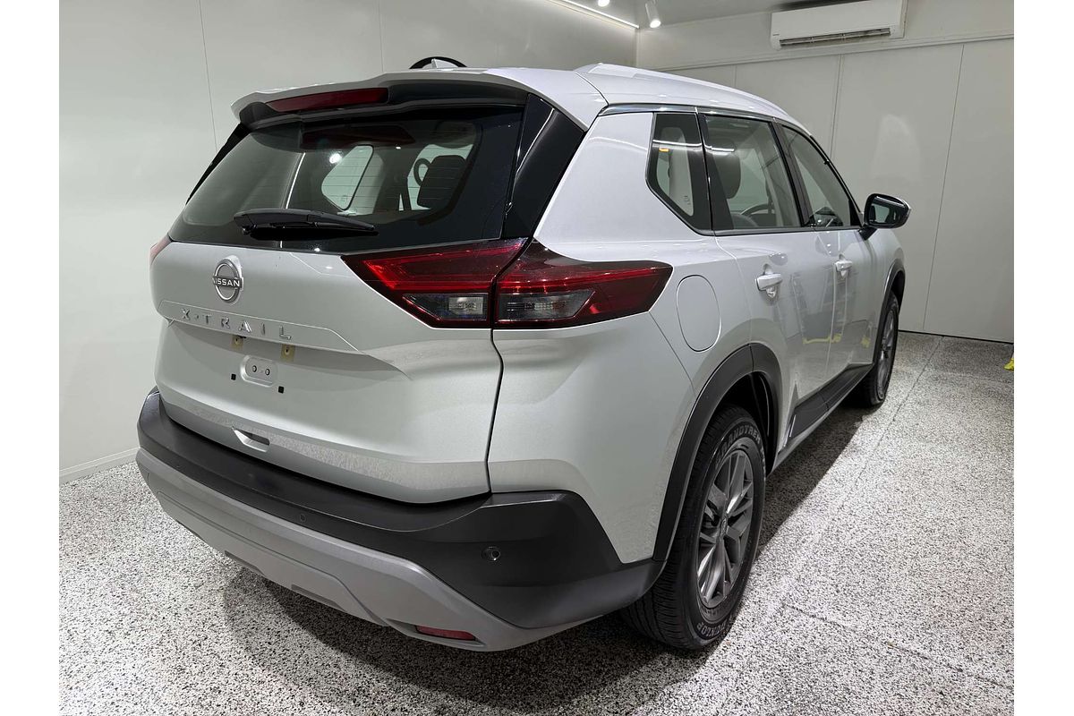 2023 Nissan X-TRAIL ST T33