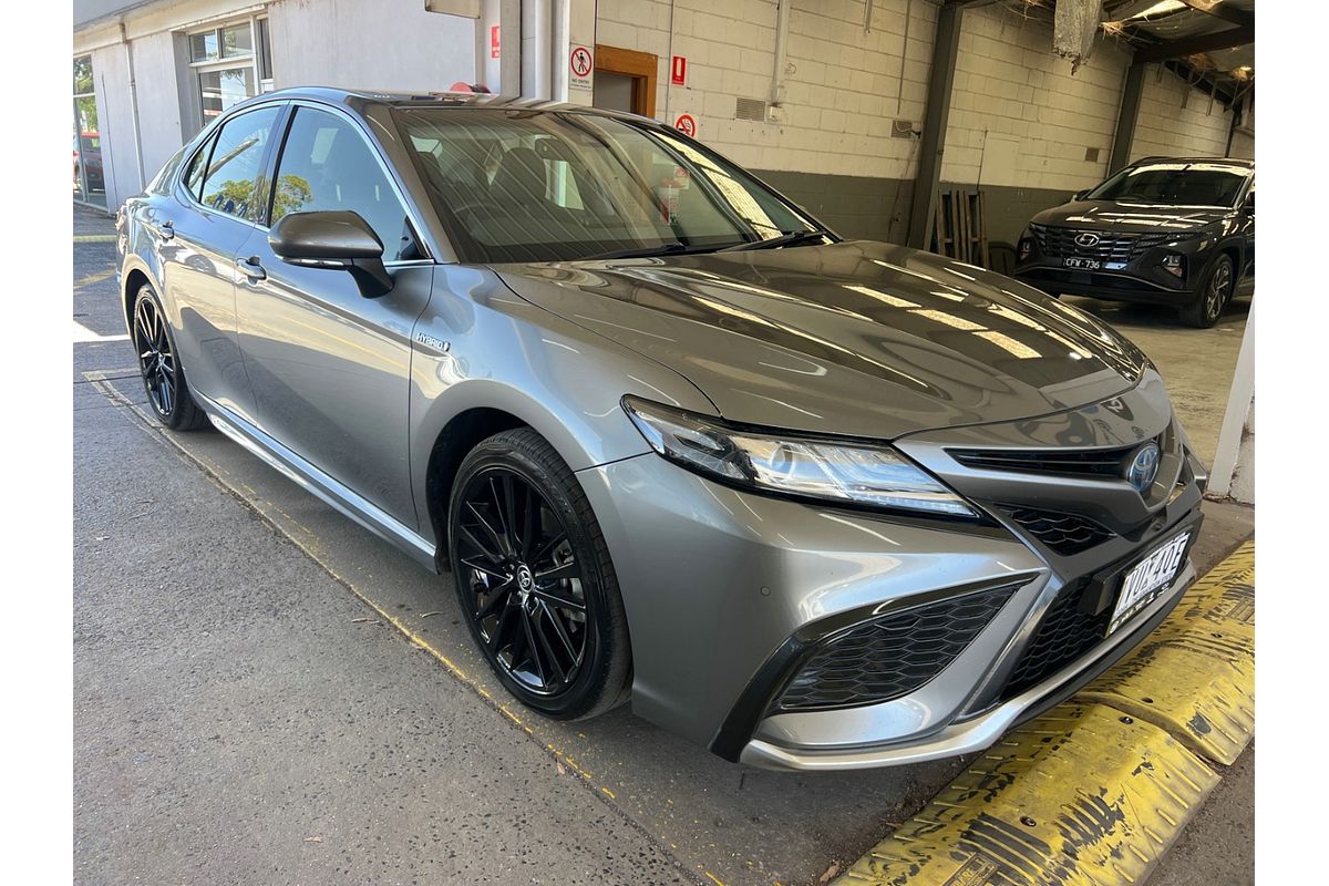 2022 Toyota Camry SX AXVH70R