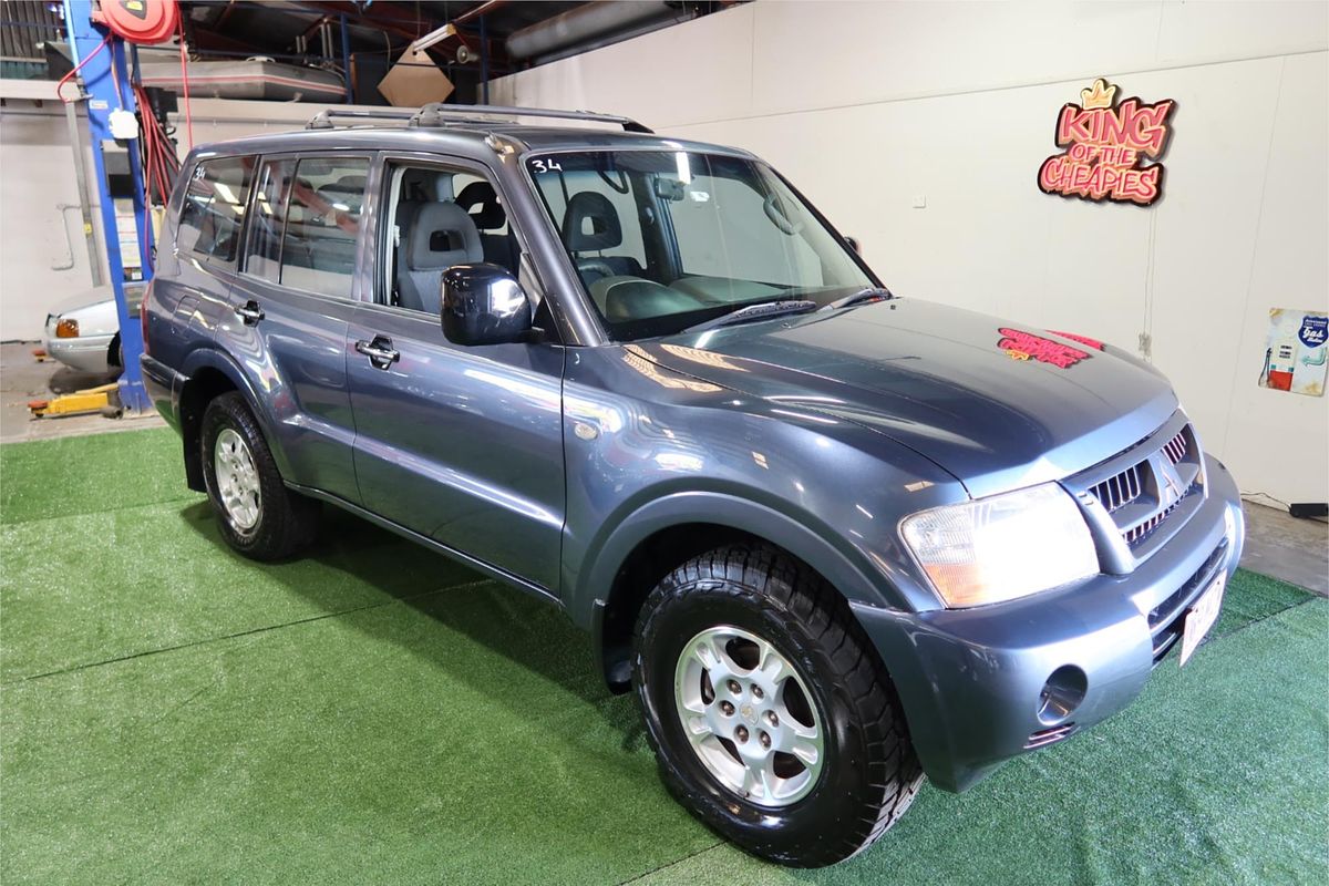 2005 Mitsubishi Pajero GLX NP