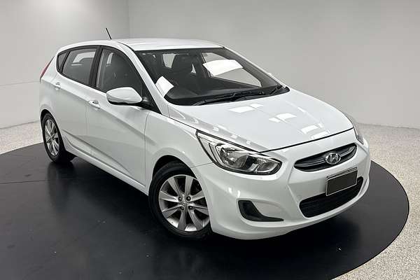 2017 Hyundai Accent Sport RB5