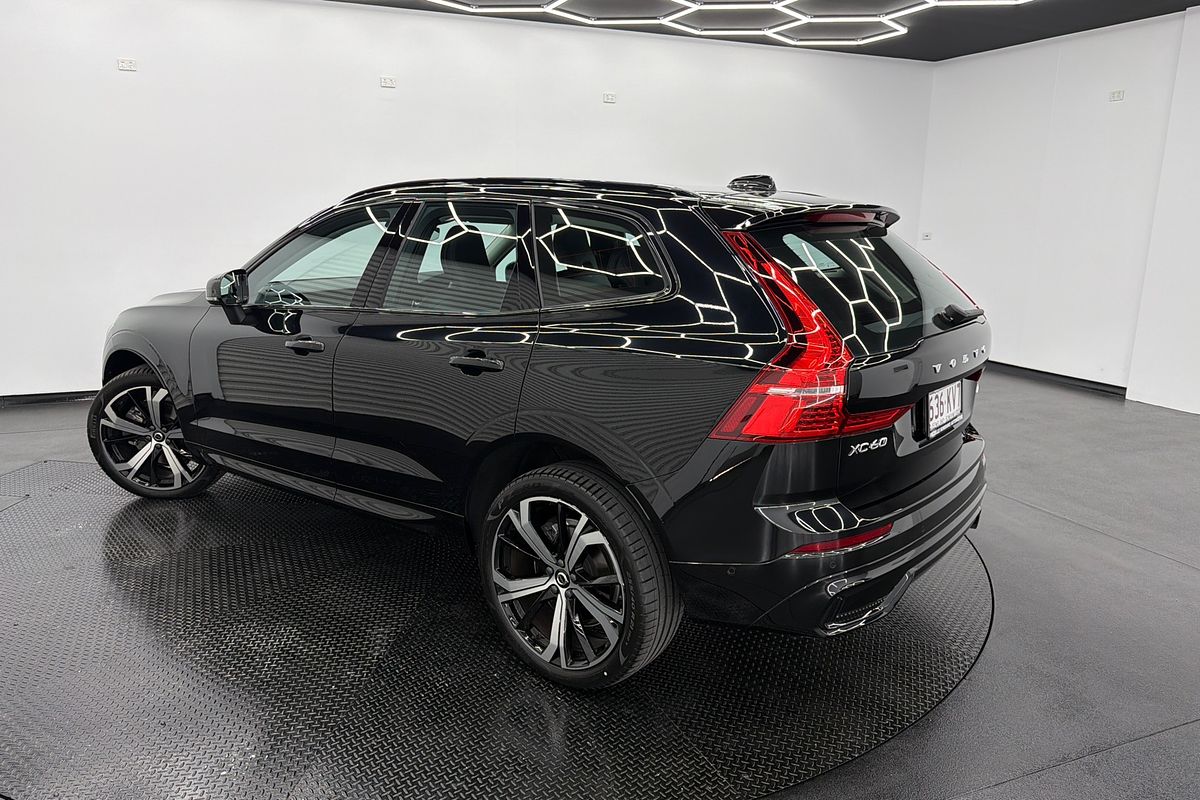 2023 Volvo XC60 Ultimate B6 Dark