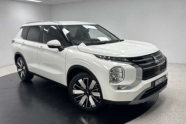 2025 Mitsubishi Outlander Aspire ZM