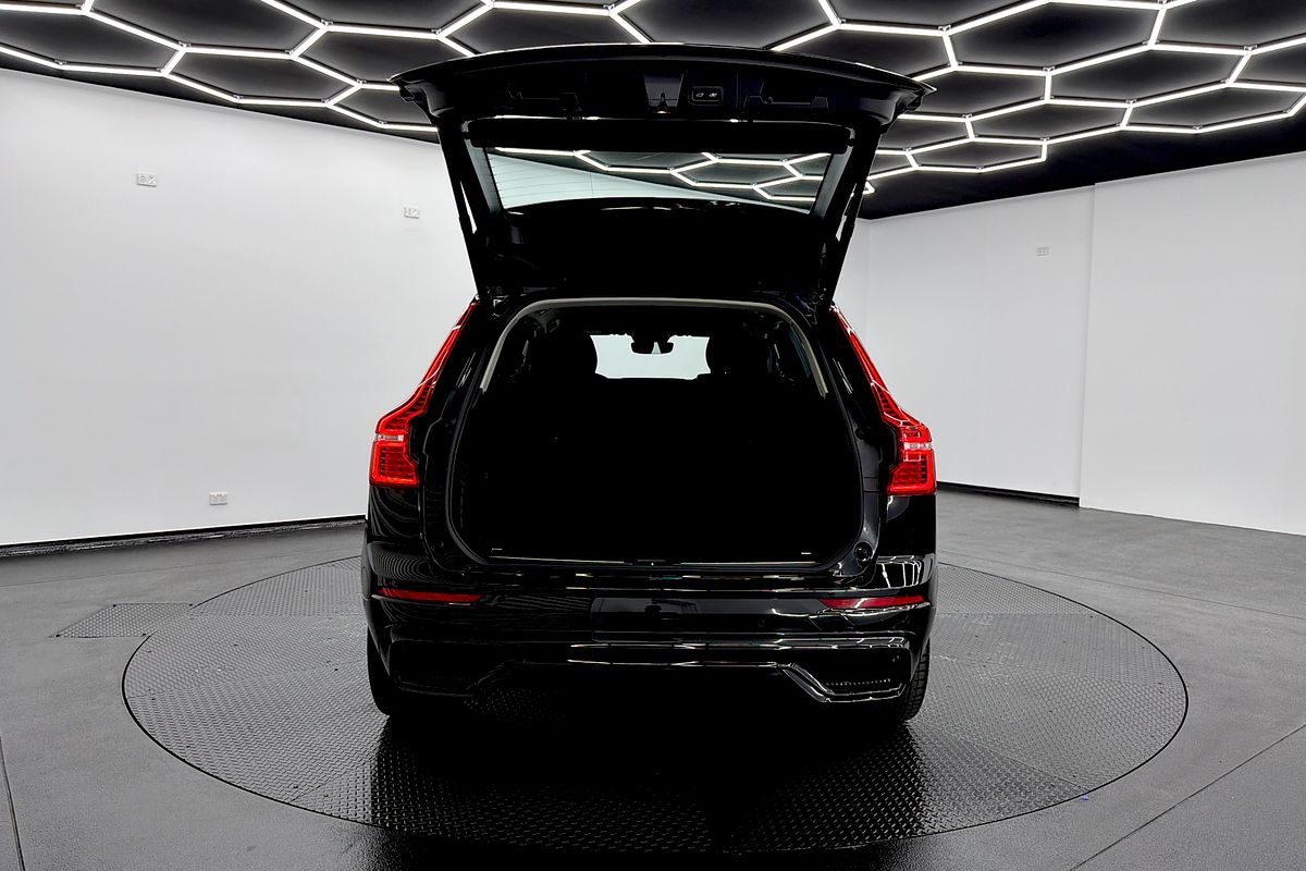 2023 Volvo XC60 Ultimate B6 Dark