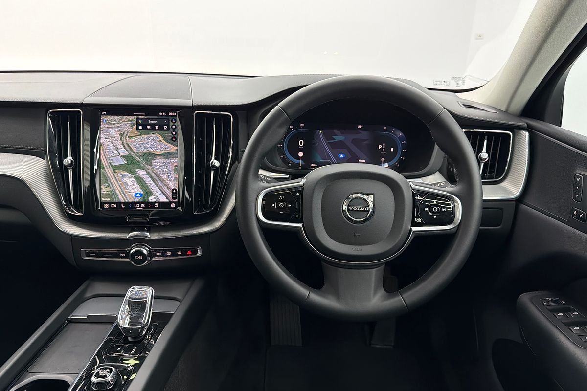2023 Volvo XC60 Ultimate B6 Dark