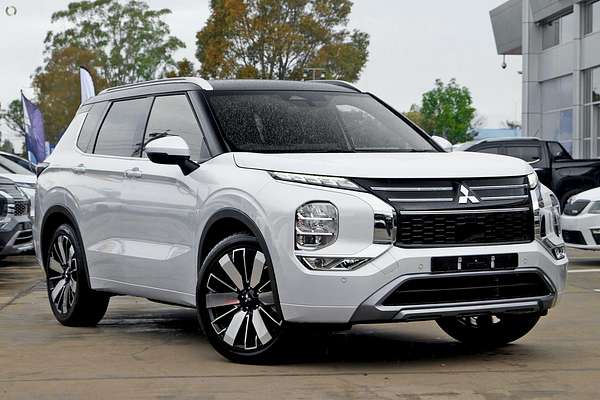 2025 Mitsubishi Outlander Exceed Tourer ZM