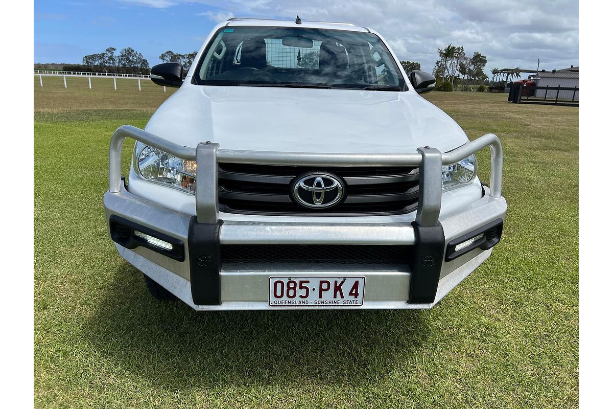 2016 Toyota Hilux SR GUN126R 4X4