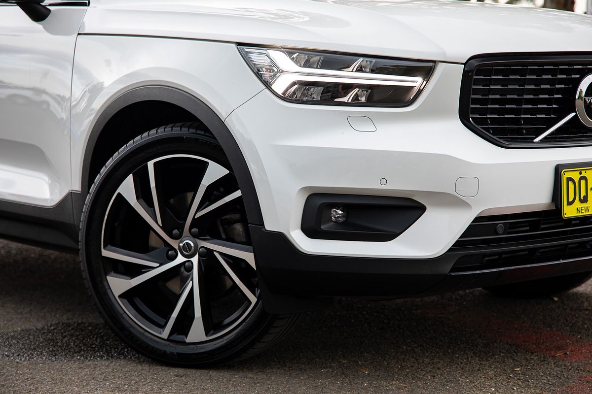 2020 Volvo XC40 T5 R-Design