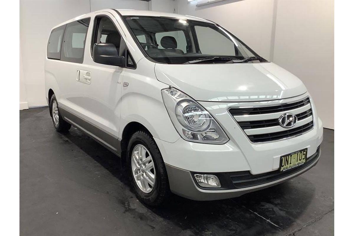 2016 Hyundai iMax TQ3-W Series II
