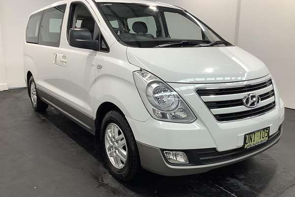 2016 Hyundai iMax TQ3-W Series II