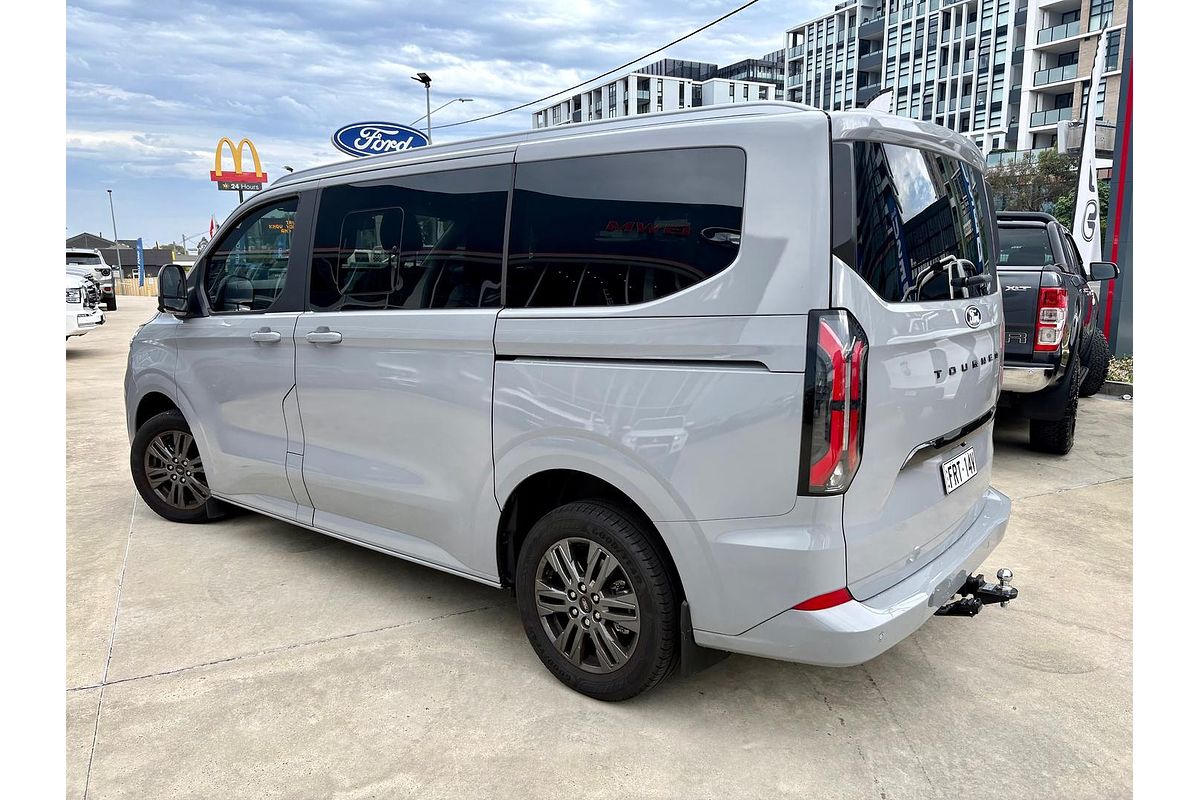 2024 Ford Tourneo Titanium X AV SWB