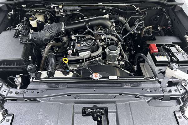 2024 Toyota Hilux Workmate TGN121R Rear Wheel Drive thumb-9