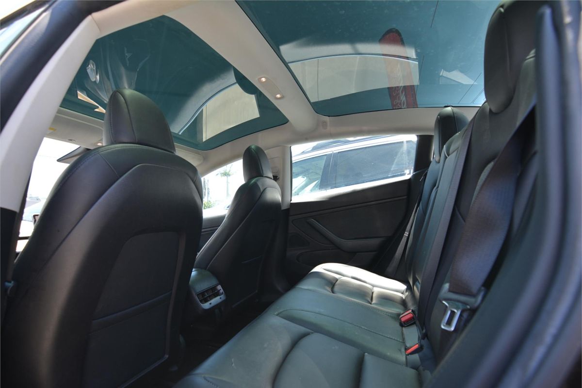 2019 Tesla Model 3 STANDARD RANGE RWD MY19