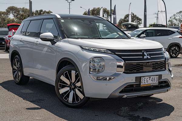 2025 Mitsubishi Outlander Exceed Tourer ZM