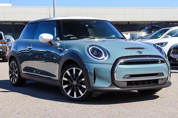2022 MINI Hatch Cooper SE Classic F56 LCI-2