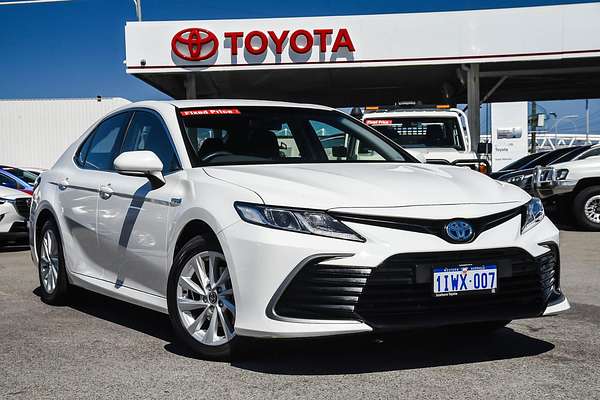 2021 Toyota Camry Ascent AXVH70R