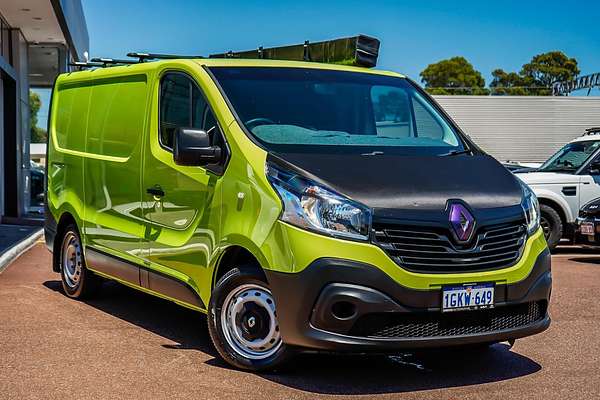 2017 Renault Trafic 66KW X82 SWB Low Roof