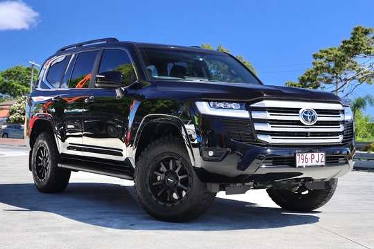 2023 Toyota Landcruiser VX FJA300R