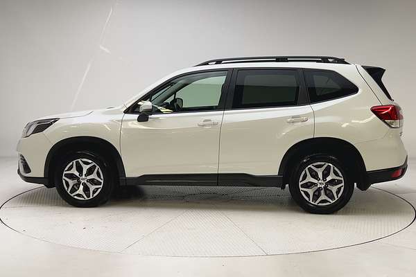 2024 Subaru Forester 2.5i S5 thumb-4