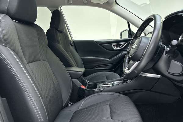 2024 Subaru Forester 2.5i S5 thumb-12