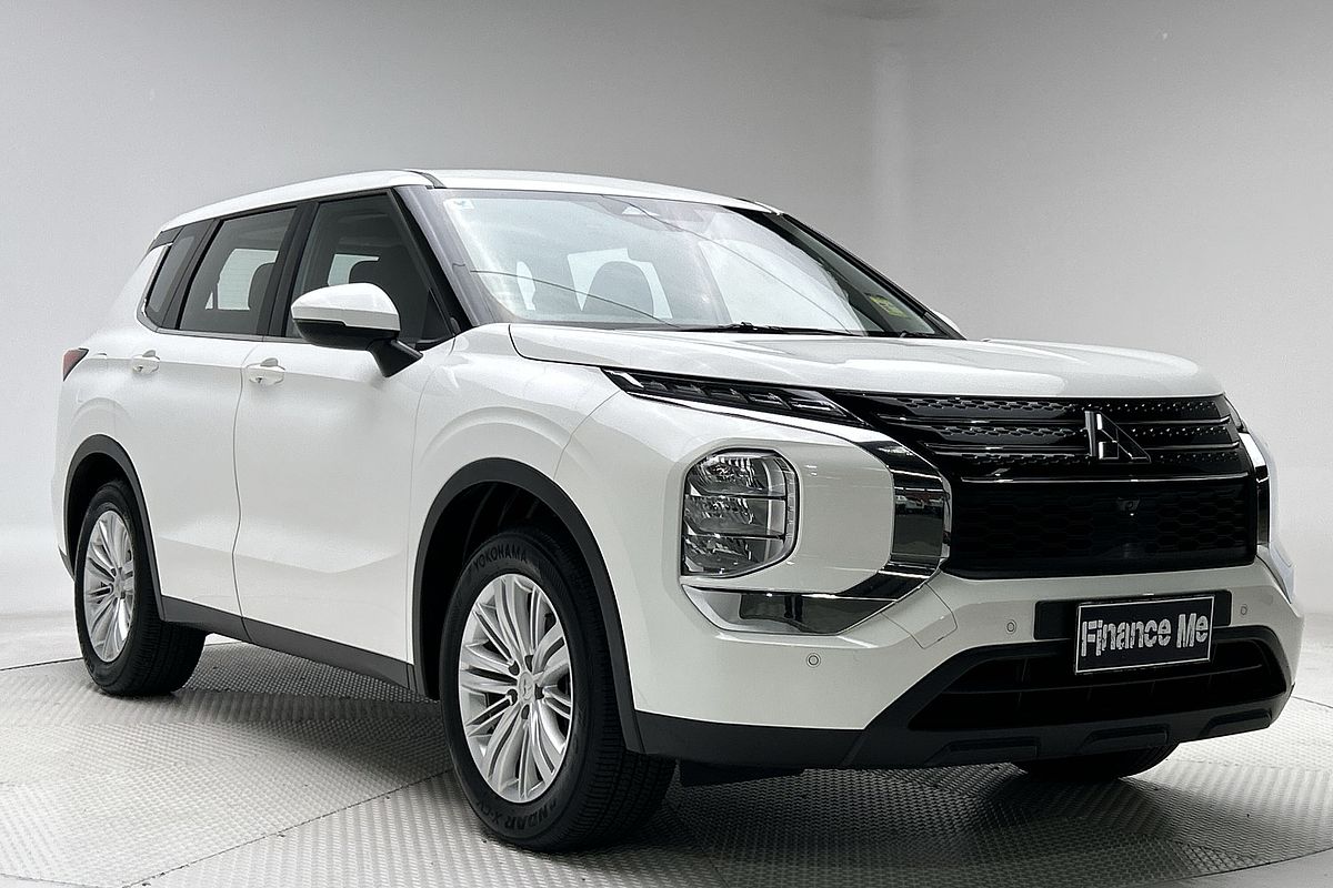 2023 Mitsubishi Outlander ES ZM