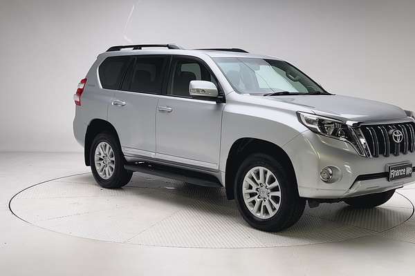 2017 Toyota Landcruiser Prado Altitude GDJ150R thumb-1