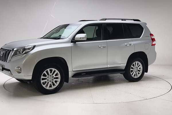 2017 Toyota Landcruiser Prado Altitude GDJ150R thumb-3