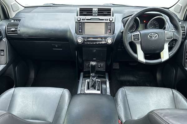 2017 Toyota Landcruiser Prado Altitude GDJ150R thumb-19