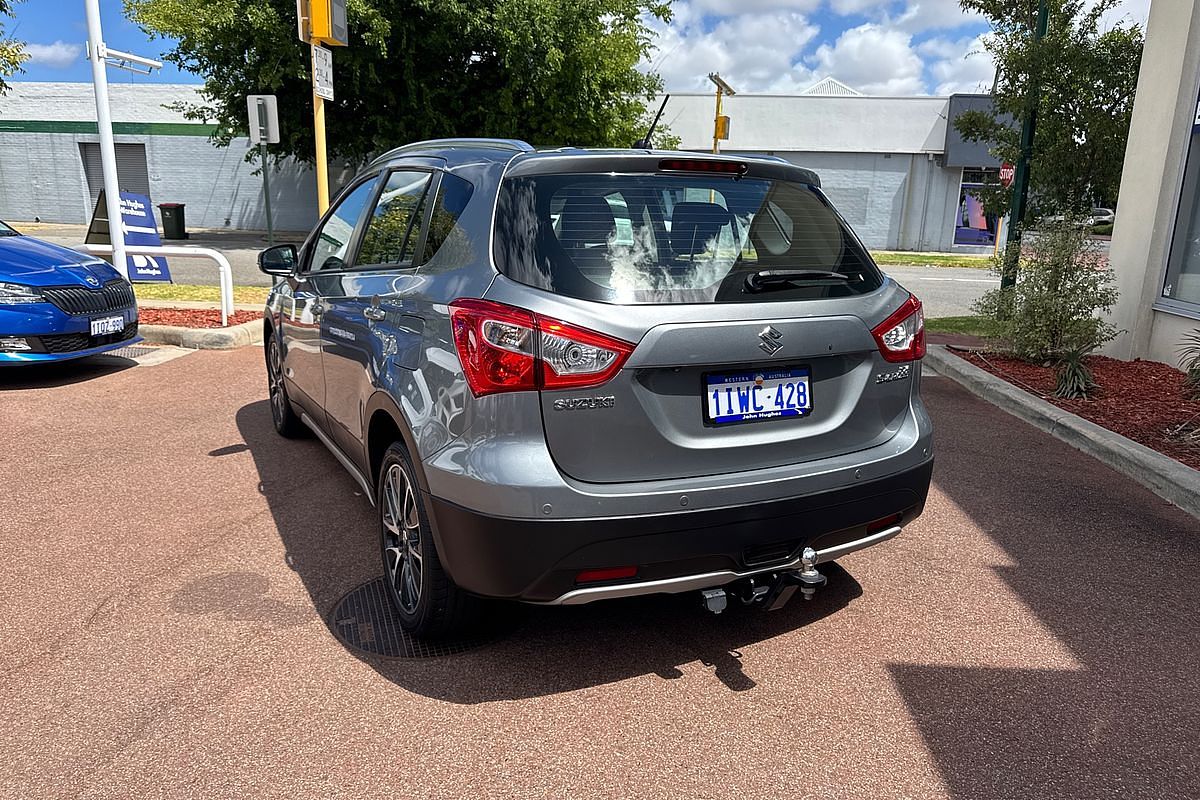 2016 Suzuki S-Cross GLX JY