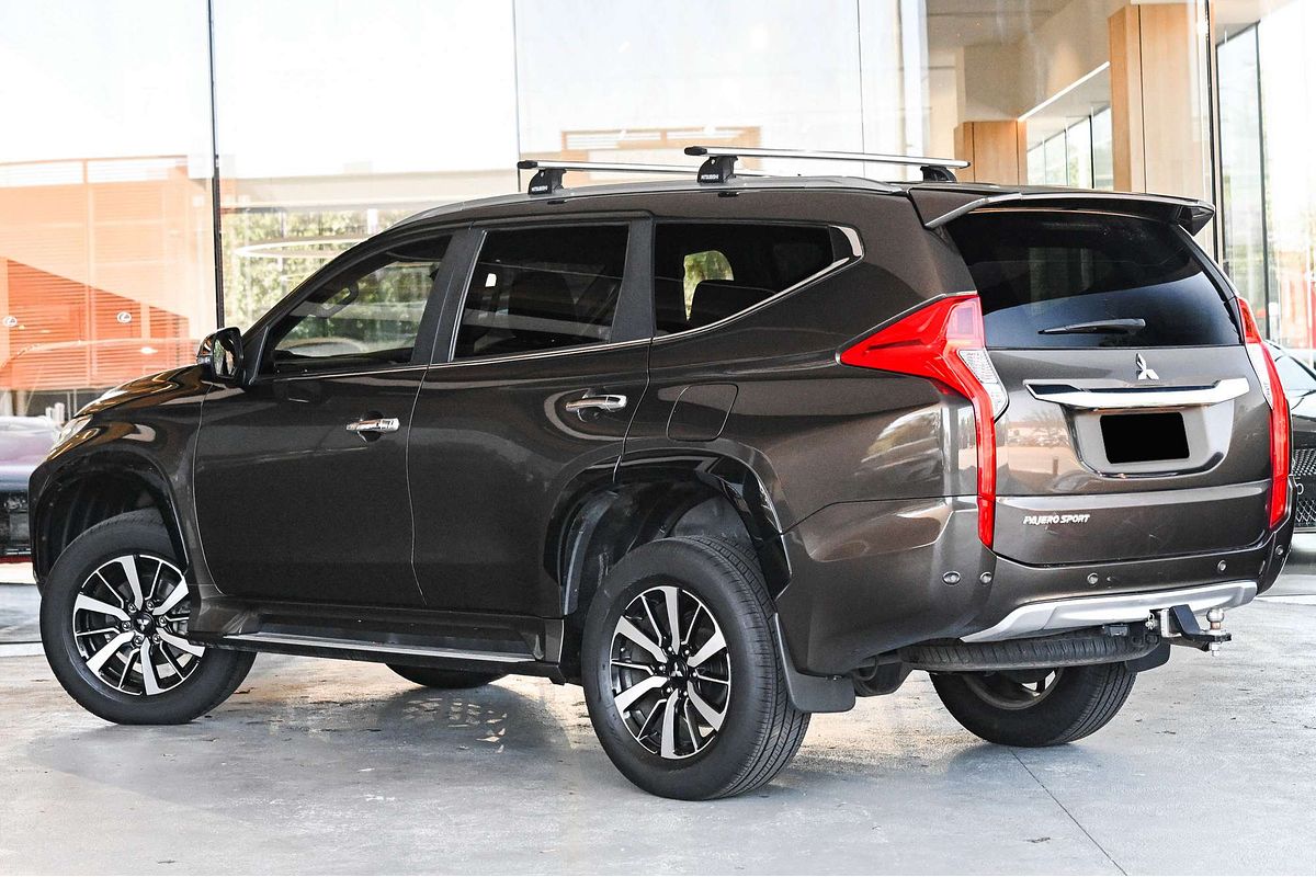 2017 Mitsubishi PAJERO SPORT EXCEED (4x4) 7 SEAT MY16