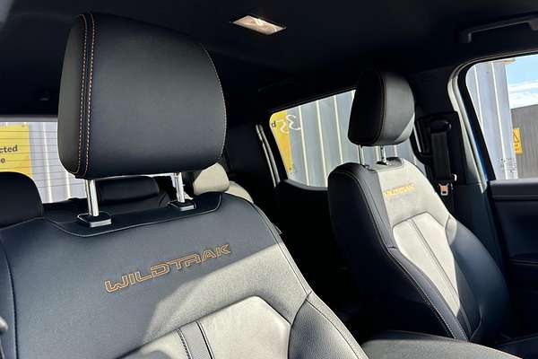 2025 Ford Ranger Wildtrak 4X4 3.0L thumb-21