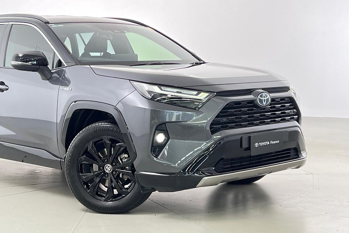 2024 Toyota RAV4 XSE AXAH52R