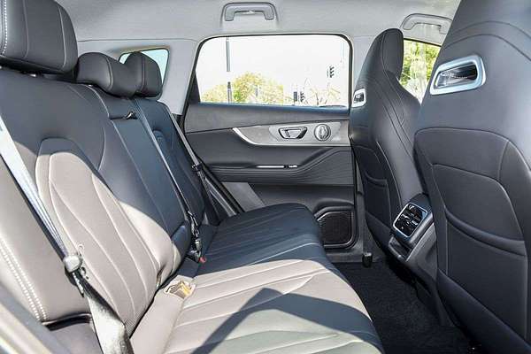 2025 Chery Tiggo 7 Super Hybrid Urban T32 thumb-8