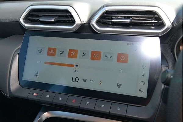 2025 MG ZS Essence Hybrid+ ZS32 thumb-17