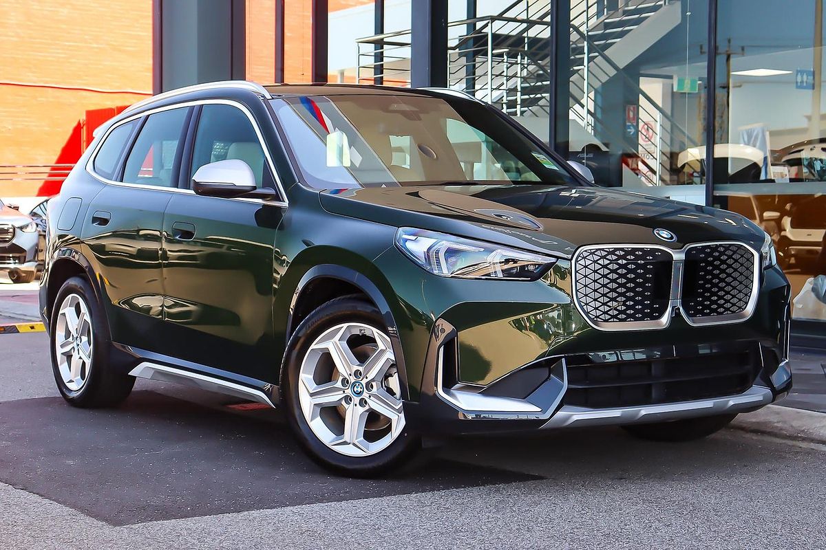 2024 BMW iX1 eDrive20 xLine U11