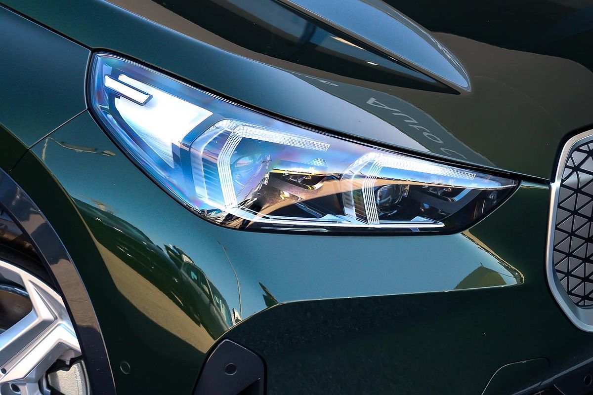 2024 BMW iX1 eDrive20 xLine U11