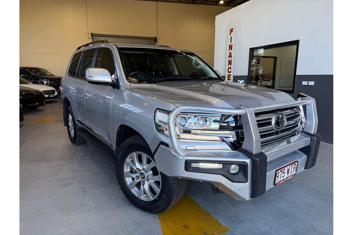 2016 Toyota Landcruiser Sahara VDJ200R