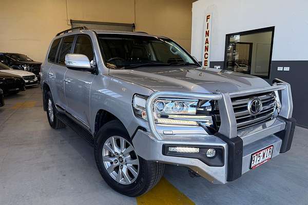 2016 Toyota Landcruiser Sahara VDJ200R