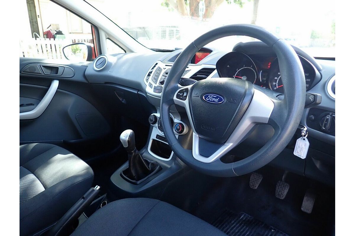 2010 Ford Fiesta CL WS