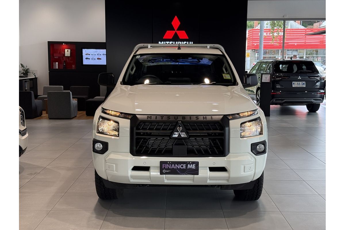 2025 Mitsubishi Triton GLX MV 4X4